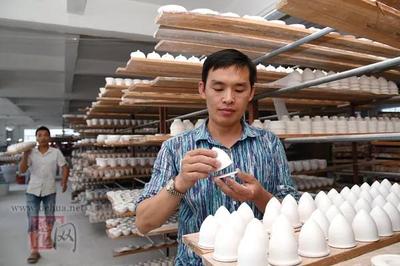 德化陶瓷产业提档增效 技术推广与软件开发双轮驱动
